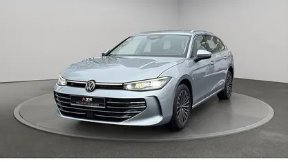 Neu VW Passat Elegance 150 PS (110 kW) 2025 Schwarz Kombi