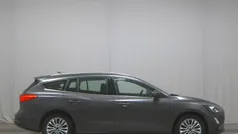 Grau Gebraucht 2021 Ford Focus Titanium Limousine | 14.480 € (Superpreis)