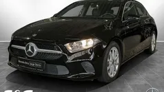 Metalliclack kosmosschwarz Gebraucht 2019 Mercedes A180 Progressive Limousine | 23.670 € (Fairer Preis)