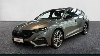 Graphitegrau metallic Gebraucht 2022 Skoda Octavia RS Kombi | 27.990 € (Fairer Preis)