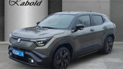 Gebraucht Suzuki e-Vitara Comfort 135 kW (184 PS) 2026 Land breeze green / black (grün) SUV