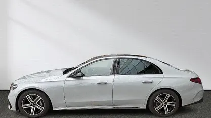Gebraucht Mercedes E200 AMG 204 PS (150 kW) 2025 Limousine