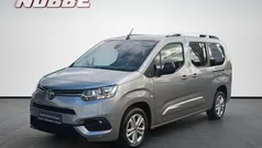 Silber Gebraucht 2021 Toyota Proace Verso City Kombi | 26.900 € (Fairer Preis)