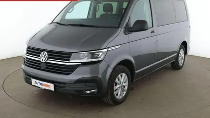 Gebraucht VW Multivan Trendline 150 PS (110 kW) 2021 Grau Van