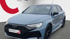 Kemoragrau metallic Gebraucht 2025 Audi RS3 Sportback Premium Kleinwagen | 68.240 € (Fairer Preis)
