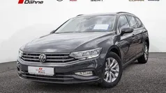 Grau Gebraucht 2020 VW Passat Business Kombi | 20.880 € (Guter Preis)