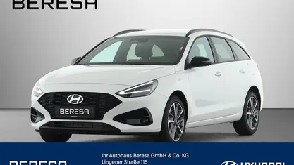 Weiß Neu 2025 Hyundai i30 Advantage Limousine | 23.980 € (Guter Preis)