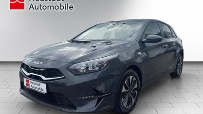Nowe Kia Ceed Silver 140 KM (102 kW) 2025 Szary Hatchback