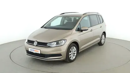 Gebraucht VW Touran Trendline 150 PS (110 kW) 2017 Beige Van / Kleinbus