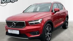 Rot (metallic) Gebraucht 2021 Volvo XC40 Inscription SUV | 30.800 € (Superpreis)