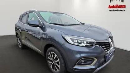 Grau Gebraucht 2022 Renault Kadjar Techno SUV | 19.985 € (Guter Preis)