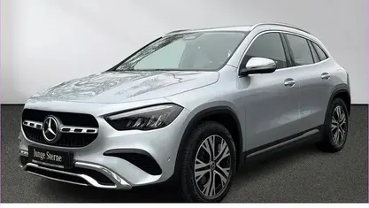 Gebraucht Mercedes GLA200 Progressive 150 PS (110 kW) 2024 Lack hightechsilber SUV