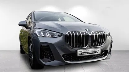 Gebraucht BMW 218 Active Tourer Performance 136 PS (100 kW) 2025 Van / Kleinbus