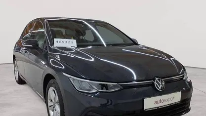 Gebraucht VW Golf Life 150 PS (110 kW) 2021 Limousine