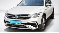 Oryxweiß perlmutteffekt Gebraucht 2024 VW Tiguan Allspace Elegance SUV | 40.775 € (Fairer Preis)