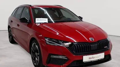 Velvetrot metallic Gebraucht 2021 Skoda Octavia RS Kombi | 23.390 € (Superpreis)