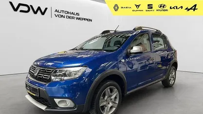 Gebraucht Dacia Sandero Prestige 90 PS (66 kW) 2020 Blau Kleinwagen