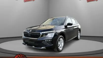 Neu Skoda Kamiq Selection 116 PS (85 kW) 2026 Graphitegrau metallic SUV