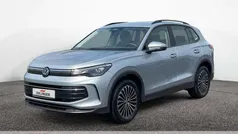 Silber Gebraucht 2024 VW Tiguan Life SUV | 34.745 € (Fairer Preis)