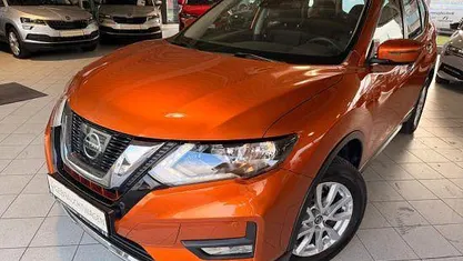 Gebraucht Nissan X-Trail Visia 163 PS (119 kW) 2019 Orange SUV