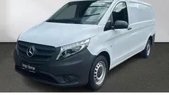 Weiß Gebraucht 2021 Mercedes Vito Van / Kleinbus | 21.956 € (Guter Preis)