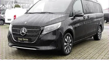 Gebraucht Mercedes V300 Avantgarde 237 PS (174 kW) 2024 Van / Kleinbus