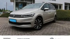 Ivory silver metallic Gebraucht 2024 VW Touran Move Van / Kleinbus | 33.919 € (Guter Preis)