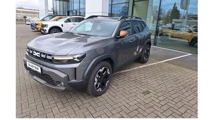 Grau Neu 2025 Dacia Duster Extreme SUV | 25.249 € (Fairer Preis)