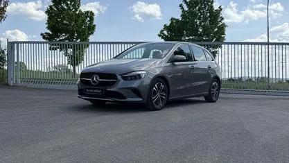 Gebraucht 2024 Mercedes B200 Progressive Van / Kleinbus | 34.950 € (Fairer Preis)