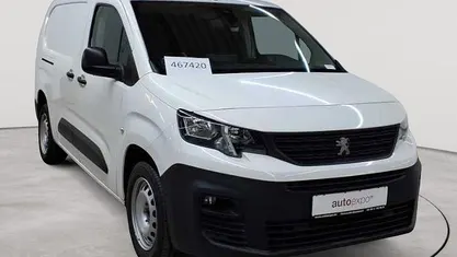 Gebraucht Peugeot Partner Premium 102 PS (75 kW) 2020 Schneeweiß Van / Kleinbus