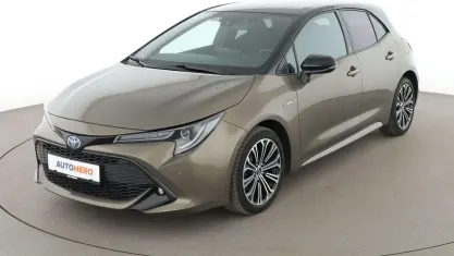 Gebraucht Toyota Corolla Team 122 PS (89 kW) 2020 Grau Limousine