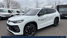 Pure white Gebraucht 2025 VW Tayron R-line SUV | 65.900 € (Guter Preis)
