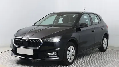 Gebraucht 2024 Skoda Fabia Selection Limousine | 15.790 € (Fairer Preis)