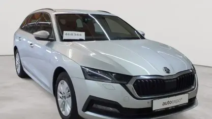 Gebraucht Skoda Octavia Ambition 150 PS (110 kW) 2021 Brillantsilber metallic Kombi