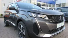 Platiniumgrau Neu 2024 Peugeot 5008 GT Van / Kleinbus | 34.890 € (Guter Preis)