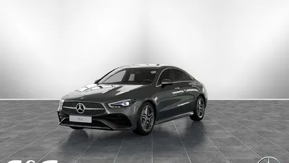 Gebraucht Mercedes CLA200 AMG 163 PS (119 kW) 2025 Metalliclack mountaingrau Coupé