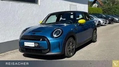 Island blue metallic Gebraucht 2022 Mini Cooper Coupé Coupé | 19.990 € (Fairer Preis)