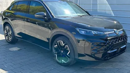 Neu VW T-Roc R-line 150 PS (110 kW) 2026 Grau SUV