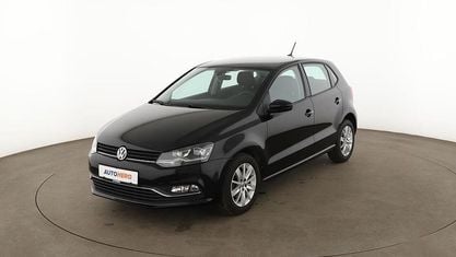 Käytetty VW Polo Comfortline 75 HP (55 kW) 2015 Musta Sedan
