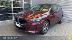 Rot Gebraucht 2024 BMW 218 Active Tourer Sport Line Van / Kleinbus | 29.997 € (Superpreis)