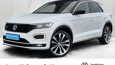 Pure white/schwarz Gebraucht 2021 VW T-Roc Style SUV | 24.890 € (Fairer Preis)