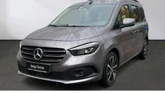 Grau Gebraucht 2022 Mercedes 180 Progressive Limousine | 22.950 € (Guter Preis)