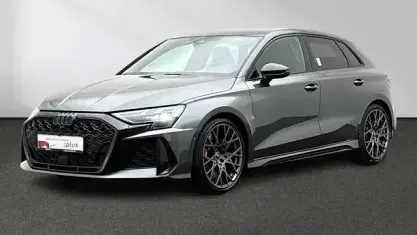 Gebraucht Audi RS3 Sportback Ambiente 400 PS (294 kW) 2025 Daytonagrau perleffekt Kleinwagen
