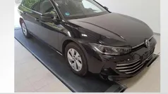 Gebraucht 2024 VW Passat Elegance Kombi | 39.460 € (Fairer Preis)