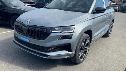 Nouă Skoda Karoq SportLine 190 CP (139 kW) 2026 Argintiu SUV