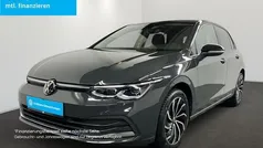 Grau Gebraucht 2022 VW Golf VIII Active Limousine | 21.990 € (Fairer Preis)