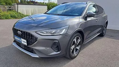 Magnetic metallic Gebraucht 2023 Ford Focus Active X Limousine | 19.150 € (Guter Preis)