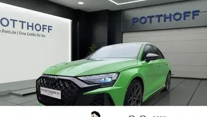 Usata Audi RS3 Sportback Sport 400 CV (294 kW) 2025 Verde Utilitaria