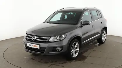 Gebraucht VW Tiguan LOUNGE 150 PS (110 kW) 2015 Grau SUV