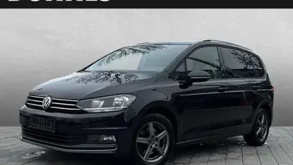 Begagnad VW Touran Sound 150 HK (110 kW) 2018 Svart Minibuss